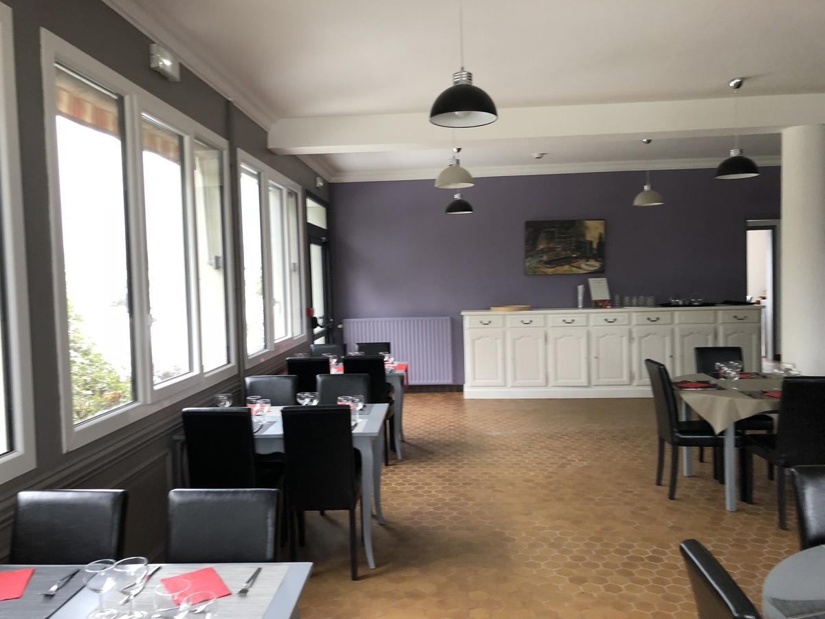 La Cle Des Champs Hotel Le Teilleul Eksteriør billede
