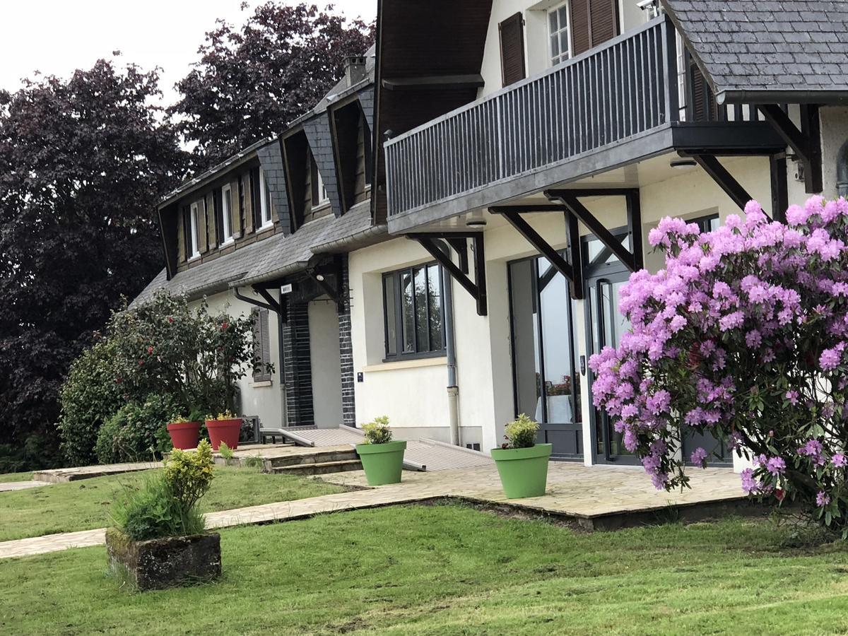 La Cle Des Champs Hotel Le Teilleul Eksteriør billede