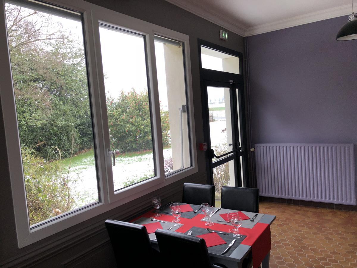 La Cle Des Champs Hotel Le Teilleul Eksteriør billede