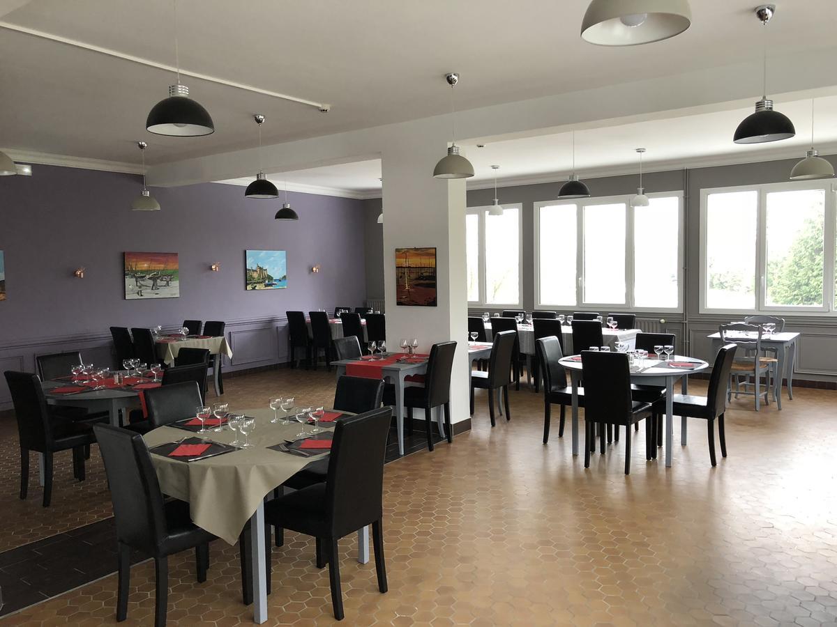 La Cle Des Champs Hotel Le Teilleul Eksteriør billede