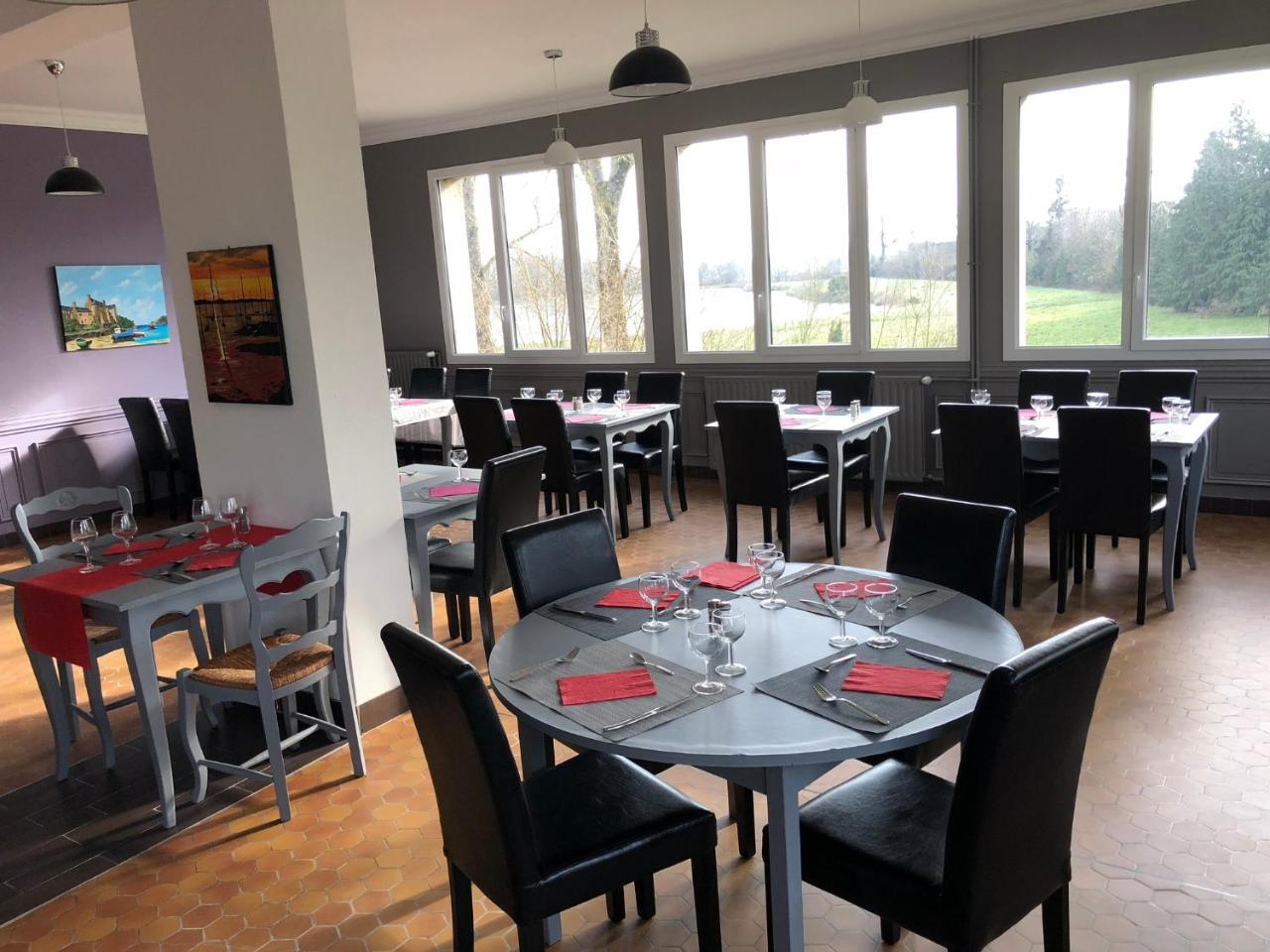 La Cle Des Champs Hotel Le Teilleul Eksteriør billede