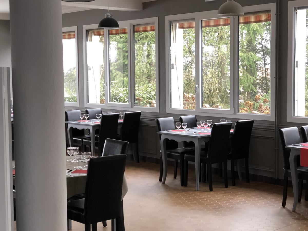 La Cle Des Champs Hotel Le Teilleul Eksteriør billede