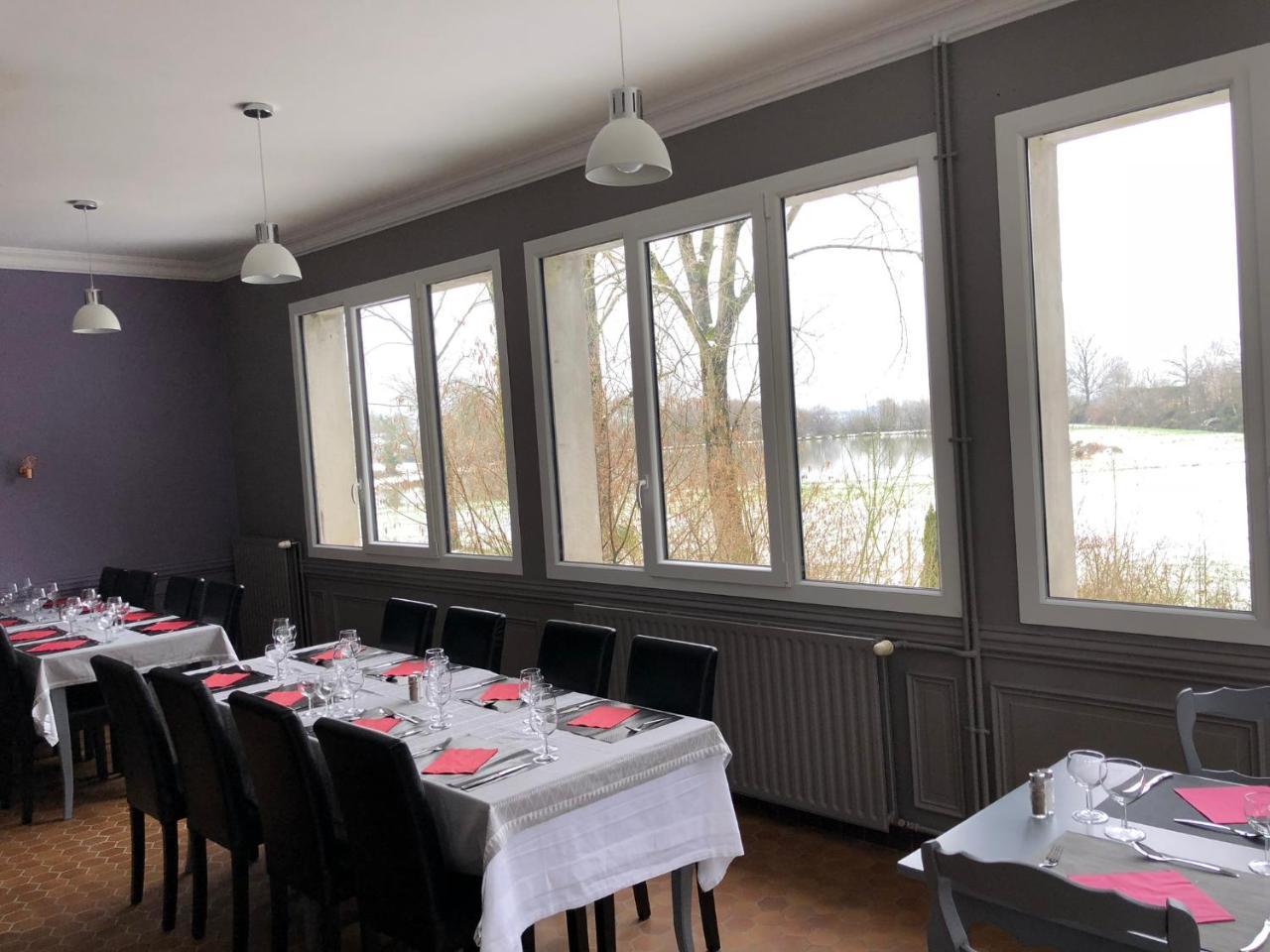 La Cle Des Champs Hotel Le Teilleul Eksteriør billede